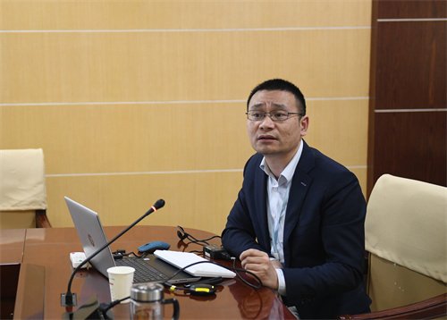 医务科科长涂敏讲解《胸痛中心建设与规范化运行》.JPG 医务科科长涂敏讲解《胸痛中心建设与规范化运行》.JPG