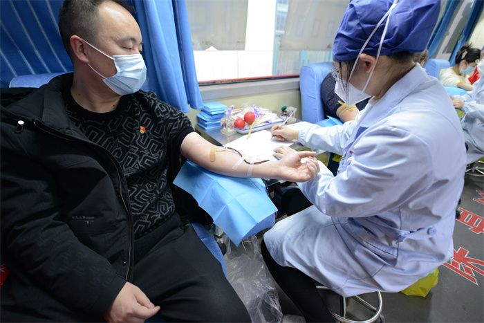 党员3.JPG