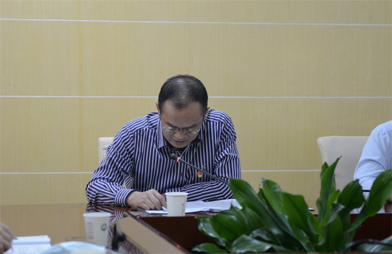 3总会计师杨永新.JPG 3总会计师杨永新.JPG
