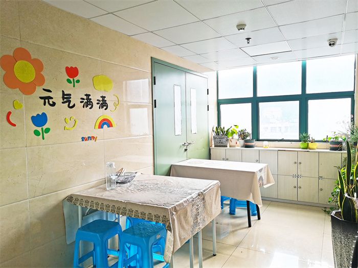 儿科医护休闲区.jpg 儿科医护休闲区.jpg