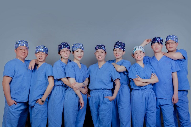 生殖医学中心医生组合影.jpg 生殖医学中心医生组合影.jpg