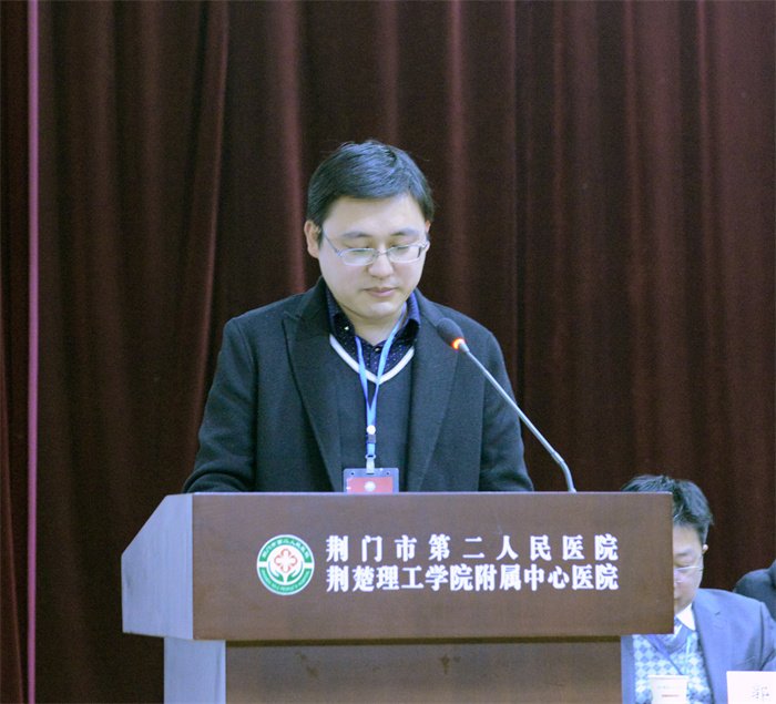 向鹏月.JPG