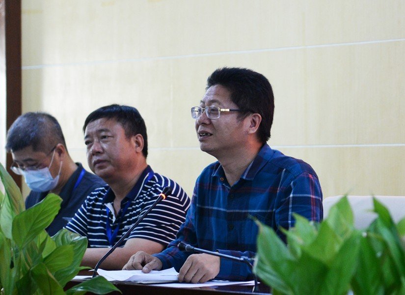 党委书记李成龙.JPG 党委书记李成龙.JPG