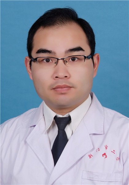 黄威骨一科-.jpg 黄威骨一科-.jpg
