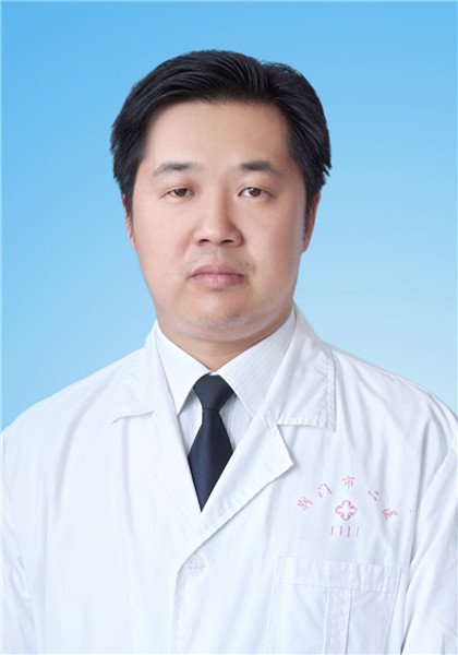 钟宝1006副主任医师、副主任.jpg 钟宝1006副主任医师、副主任.jpg