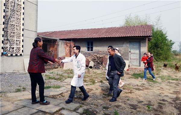 杨明炜回访患者.jpg