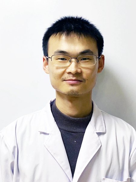 涂然_副本.jpg 涂然_副本.jpg