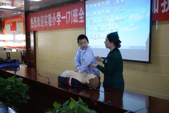 图片2.jpg 图片2.jpg