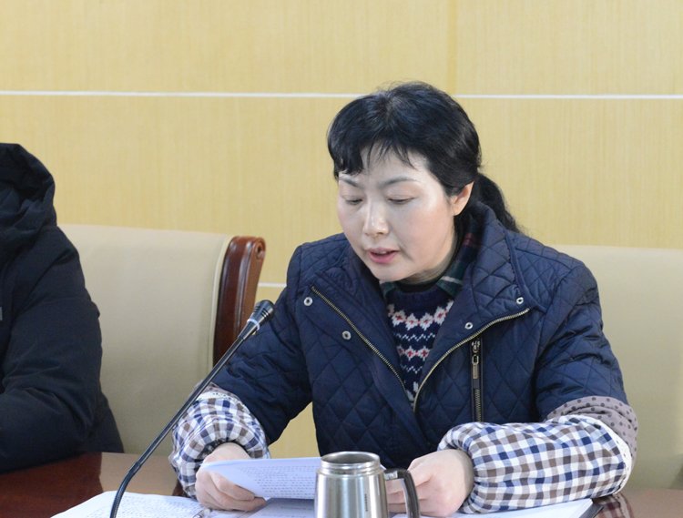 纪委书记陈丹汇报2017年我院党风廉政建设及纠风工作.jpg 纪委书记陈丹汇报2017年我院党风廉政建设及纠风工作.jpg
