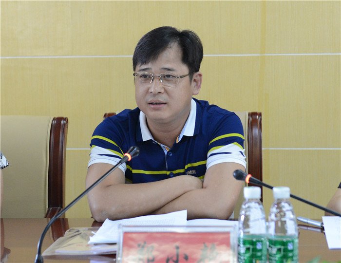 新当选第一届理事长、市二医院长郑小艳讲话.jpg 新当选第一届理事长、市二医院长郑小艳讲话.jpg