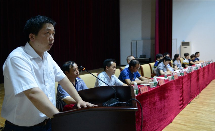 医务科科长郭圣龙发言.jpg 医务科科长郭圣龙发言.jpg