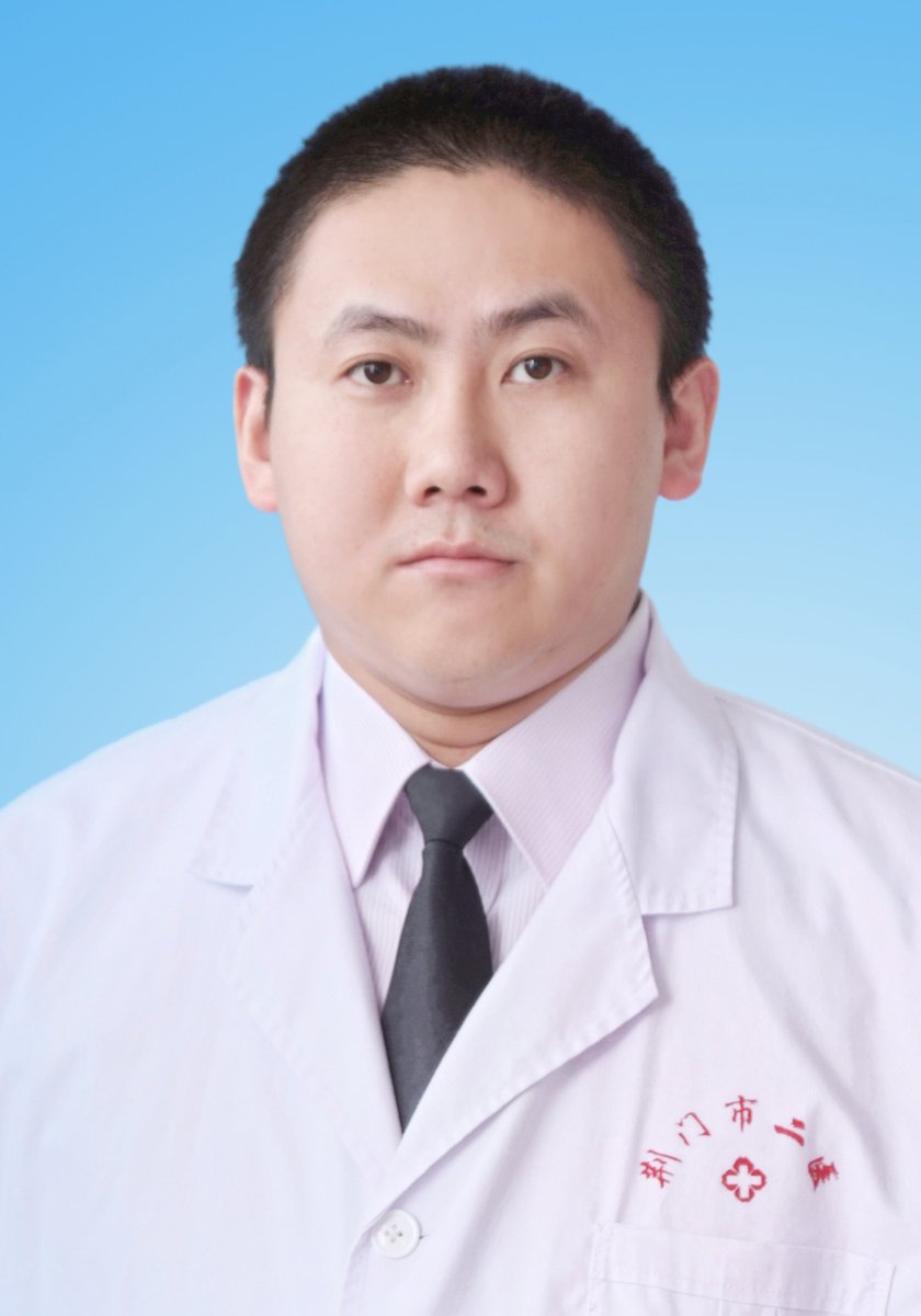 刘文亮.jpg 刘文亮.jpg