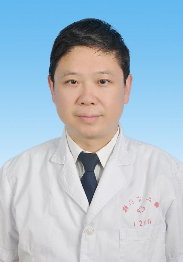 杨凡