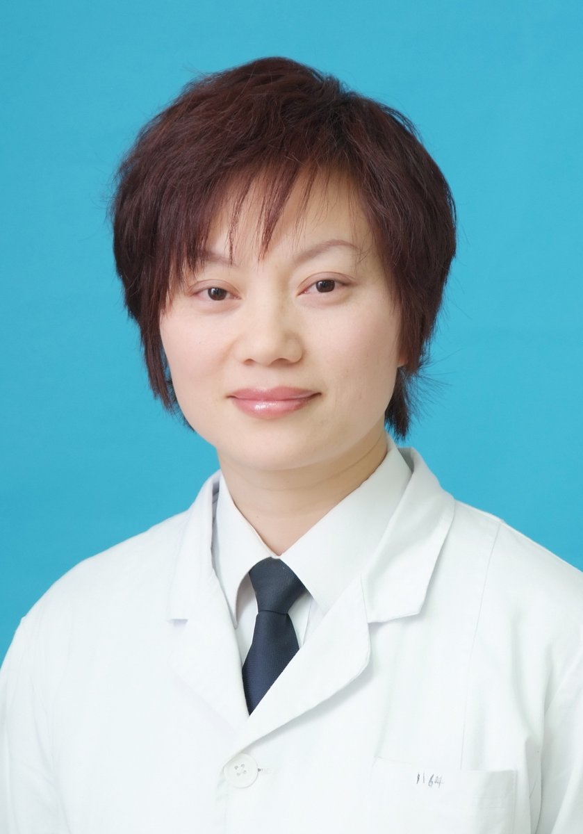 曾英