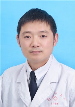 何军民