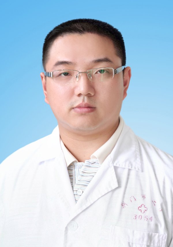 陈伟