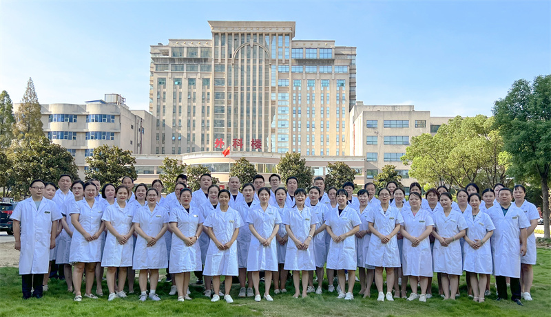 荆门市人民医院药师团队合影.jpg