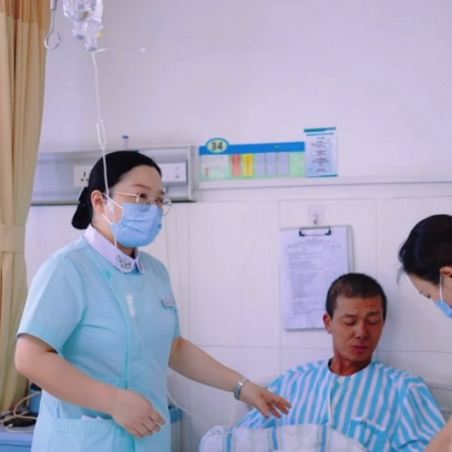 优秀管理者·向仙桃——做那个在黑暗里点灯的人